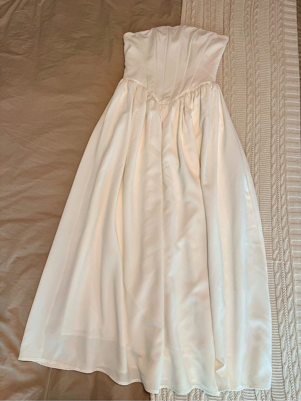 Heiress Beverly Hills White Corset Midi Dress White Medium Like New